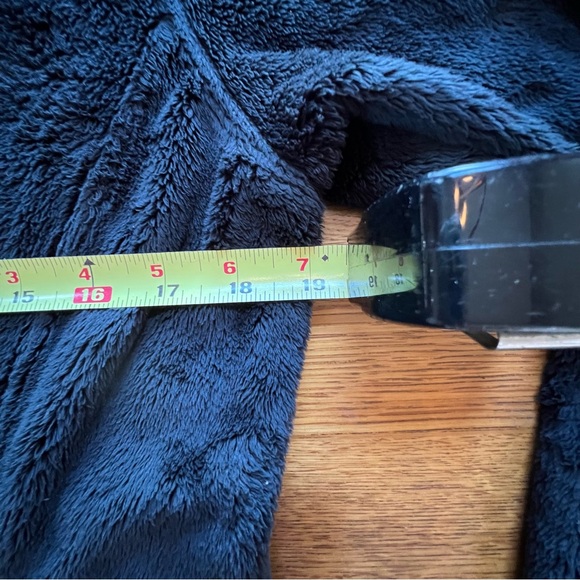 ⭐️ THE NORTH FACE Girls Osito Full Zip Fleece Jacket Black Size XL 18 - Picture 15 of 17